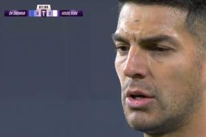 路易斯造点+亲自主罚被扑，申花仍0-2落后神户