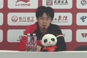 王楚钦回应混团与男团不同：实力更强了，同伴实力都是世界最强的