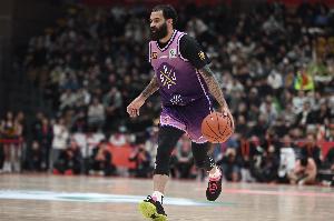 得分手！里勒替补出战仅9分钟 7中6高效砍下13分2助