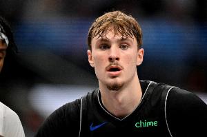 中规中矩！弗拉格11中5拿到16分2板2助 4失误