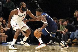 快船客场背靠背！ESPN预测明天胜率：快船31.9% 森林狼68.1%