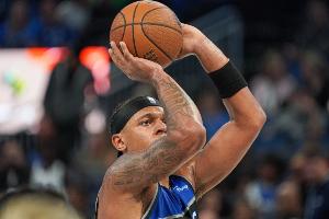 复出有时间限制！班凯罗仅打20分钟 8中3得9分6板2助