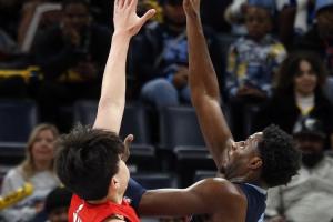 开拓者狂输23分！首发仅两人正负值为正：杨瀚森+2&下半场真不错