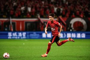 韦世豪本场亚冠数据：打满全场1次造点，4次传中全场最多