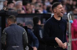 TA：齐达内和阿韦洛亚最可能临时接替阿隆索，但二人均非理想选择