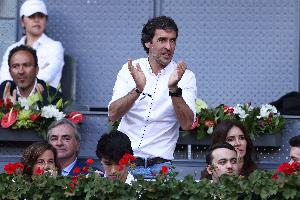 龙赛罗：若阿隆索无法力挽狂澜我推荐劳尔接任，后者深受球迷喜爱