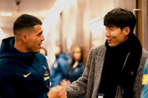 跟队记者：孙兴慜说格雷不给他发消息，结果他换了号码没告诉人家