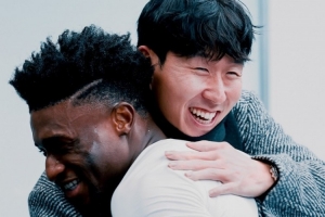 功勋归来！热刺晒孙兴慜回归照片：再次团聚