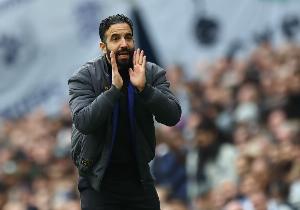 记者：曼联想先租后买加拉格尔+关注亚当斯 巴莱巴标价对标1.15亿