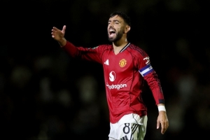 曼联旧将：B费像个一岁小孩到处乱跑，进球和助攻掩盖了他的问题