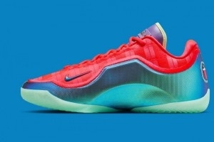 圣诞将至！詹姆斯新一代签名鞋LeBron 23圣诞配色亮相