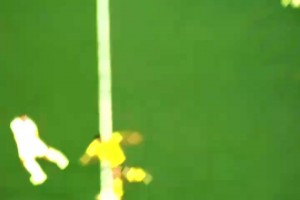 场均一个暴力超车！名场面：阿德耶米这球给桑乔看滑到了！