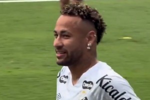 忆往昔…莫德里奇：我看到你打进第二球！本泽马：你总是能看到我