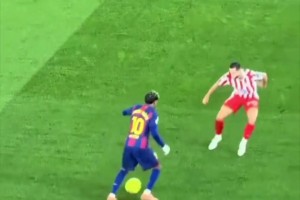 这过人也太轻松了吧！近距离看亚马尔1v2连续踩单车突入禁区！